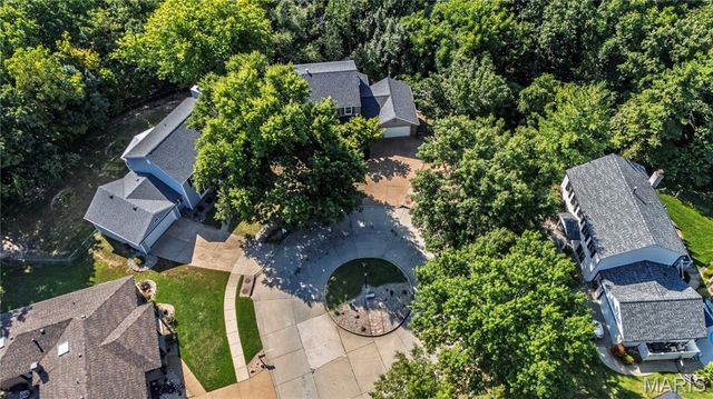2803 Elk Peak Court, St Louis, MO 63129