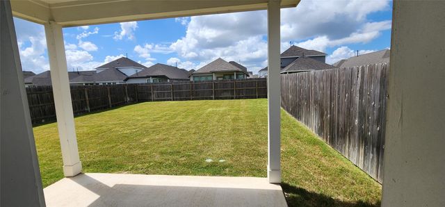 336 Banyon DR, Liberty Hill, TX 78642