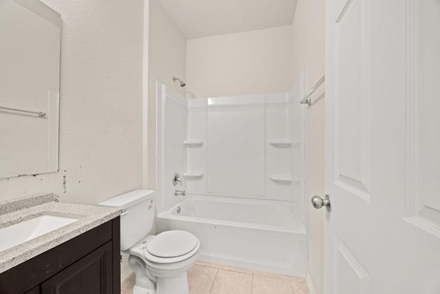 308 Bedford Falls LN, Jarrell, TX 76537