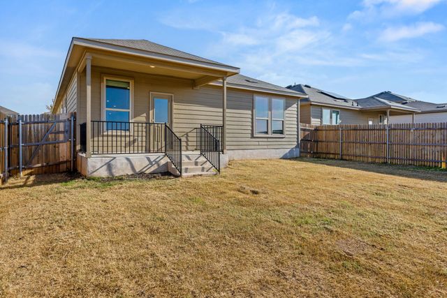 308 Bedford Falls LN, Jarrell, TX 76537