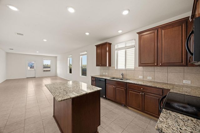 308 Bedford Falls LN, Jarrell, TX 76537