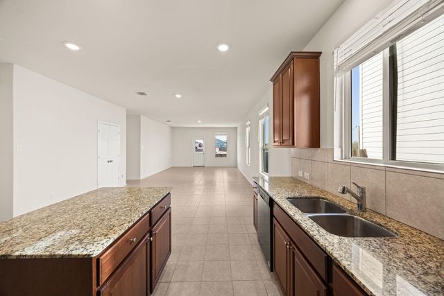 308 Bedford Falls LN, Jarrell, TX 76537