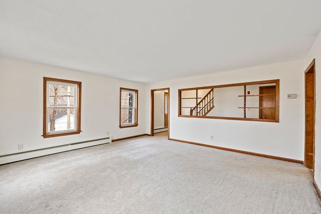 347-349 Main St, Hardwick, MA 01037