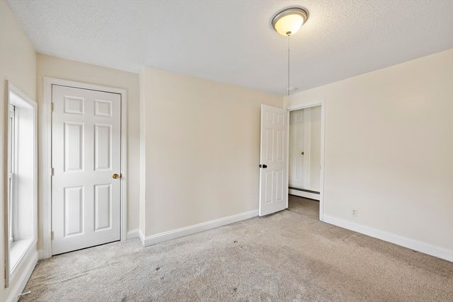 347-349 Main St, Hardwick, MA 01037