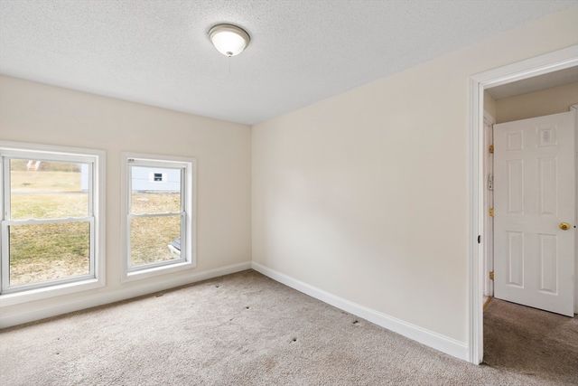 347-349 Main St, Hardwick, MA 01037