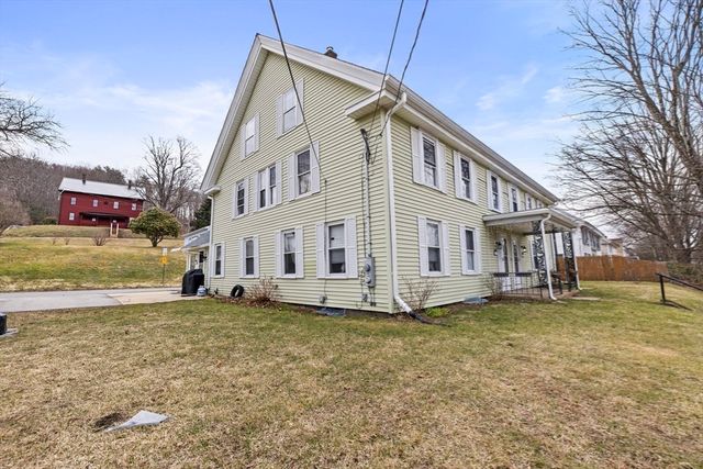 347-349 Main St, Hardwick, MA 01037