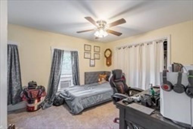 347-349 Main St, Hardwick, MA 01037