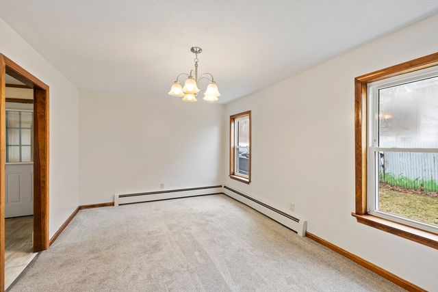 347-349 Main St, Hardwick, MA 01037