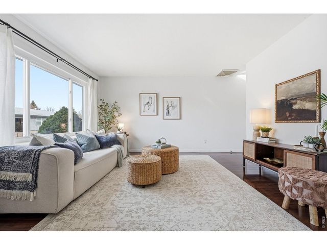 1840 Lyonesse St, Lafayette, CO 80026