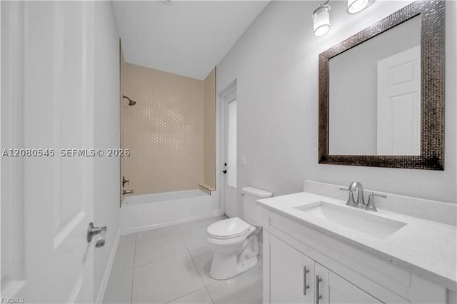 3509 38th ST SW, Lehigh Acres, FL 33976