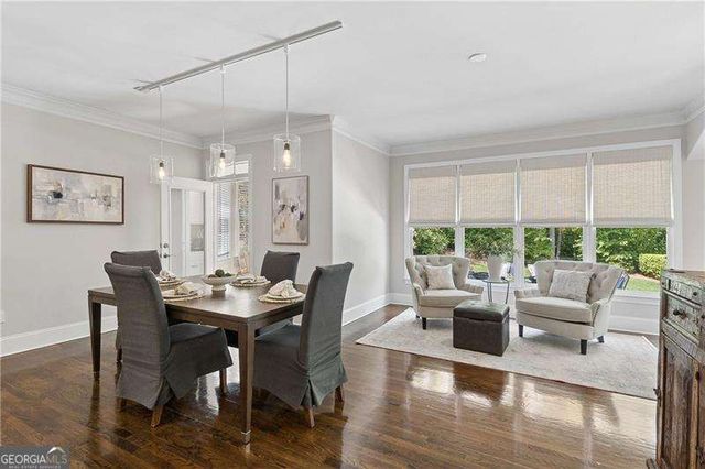 245 Plantation Way, Roswell, GA 30075