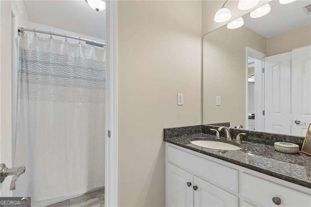 245 Plantation Way, Roswell, GA 30075