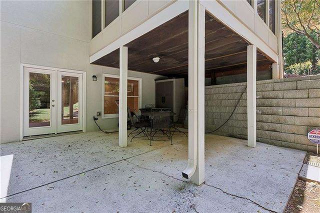 245 Plantation Way, Roswell, GA 30075