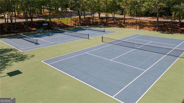 245 Plantation Way, Roswell, GA 30075