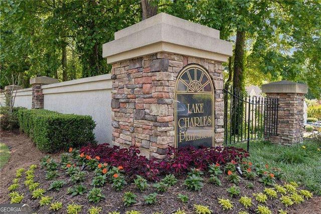 245 Plantation Way, Roswell, GA 30075