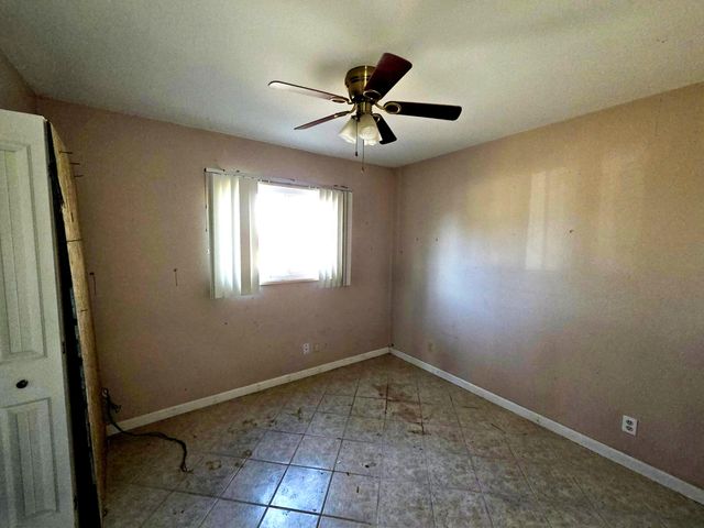 8110 Robin Avenue NE, Albuquerque, NM 87110