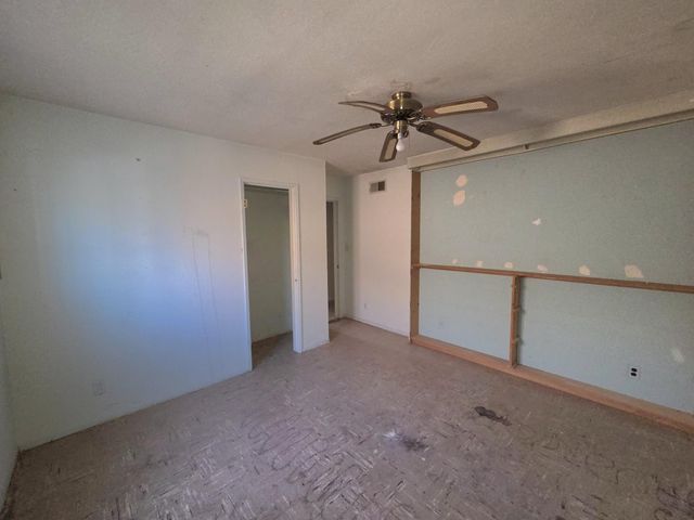 8110 Robin Avenue NE, Albuquerque, NM 87110