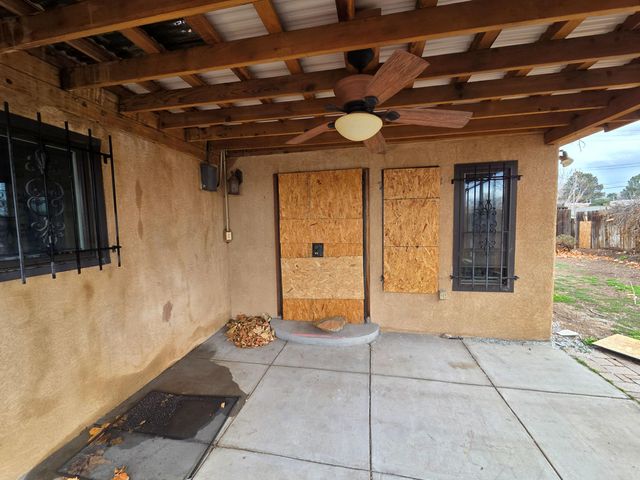 8110 Robin Avenue NE, Albuquerque, NM 87110