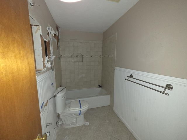 8110 Robin Avenue NE, Albuquerque, NM 87110