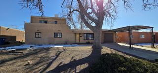 8110 Robin Avenue NE, Albuquerque, NM 87110