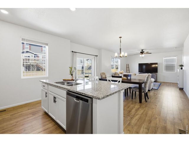 6807 Gateway Crossing St, Wellington, CO 80549