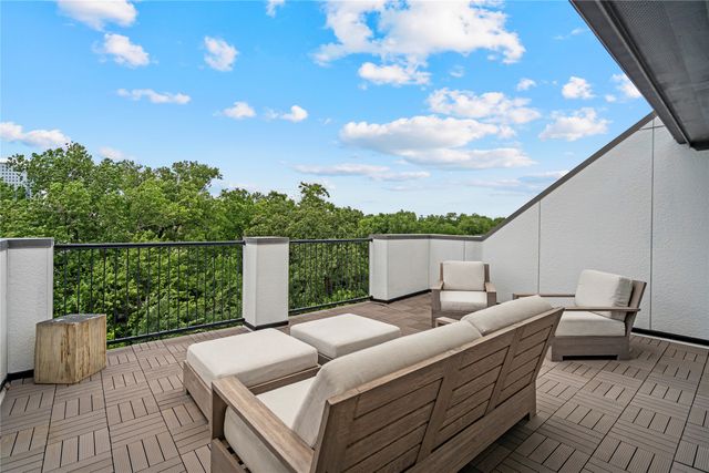 2157 Wenge Lane, Dallas, TX 75219