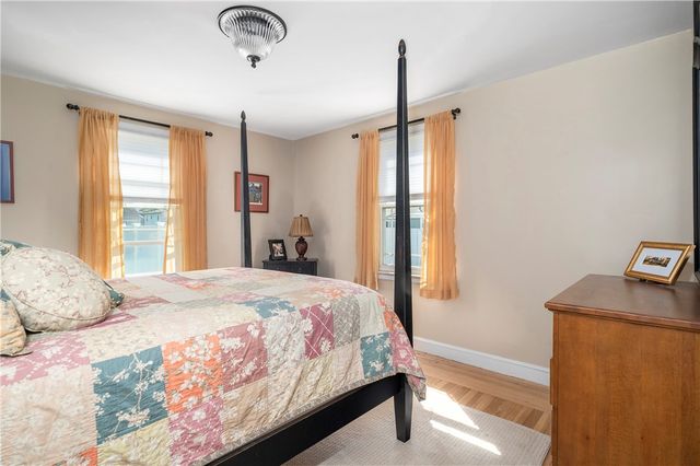 12 Halsey Drive, Smithfield, RI 02917