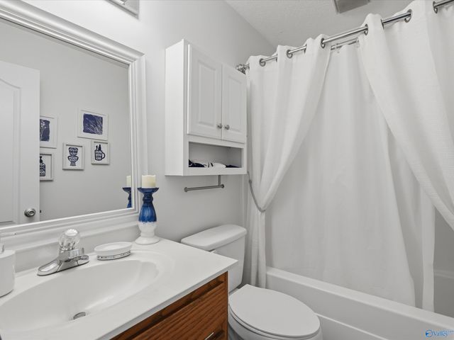 1810 Lillian Drive, Athens, AL 35611