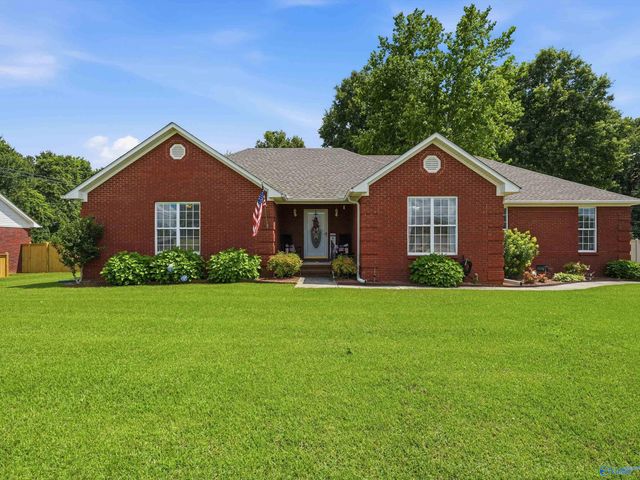 1810 Lillian Drive, Athens, AL 35611