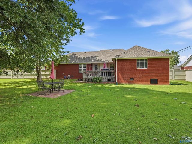 1810 Lillian Drive, Athens, AL 35611