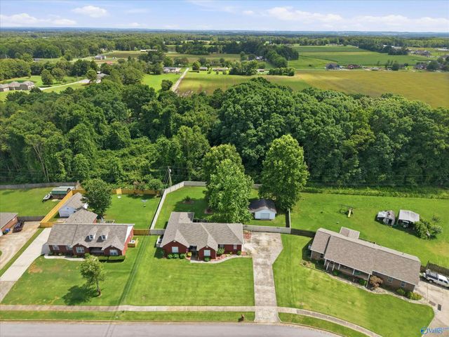 1810 Lillian Drive, Athens, AL 35611