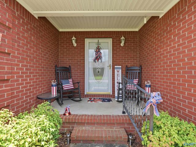 1810 Lillian Drive, Athens, AL 35611