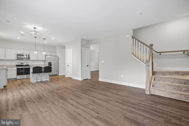 2620 HOLLY DR, Fort Washington, MD 20744