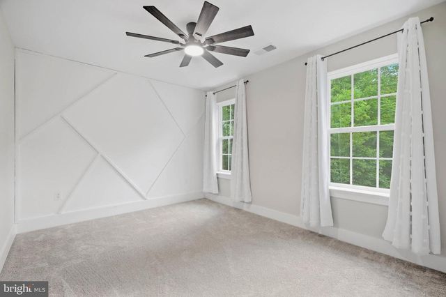2620 HOLLY DR, Fort Washington, MD 20744