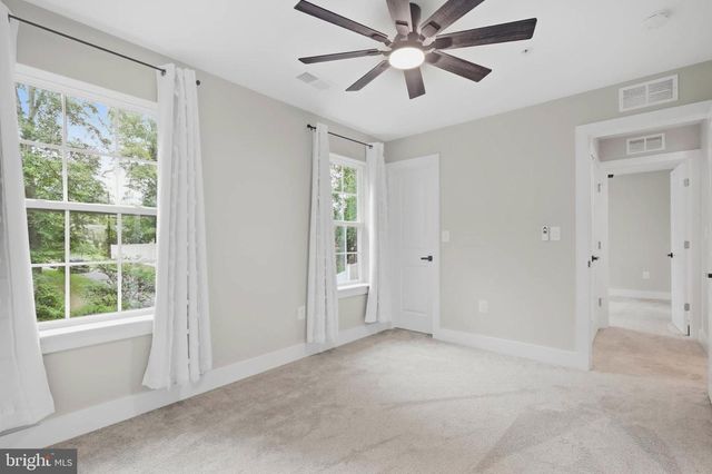 2620 HOLLY DR, Fort Washington, MD 20744