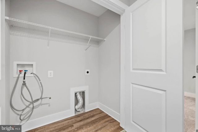2620 HOLLY DR, Fort Washington, MD 20744