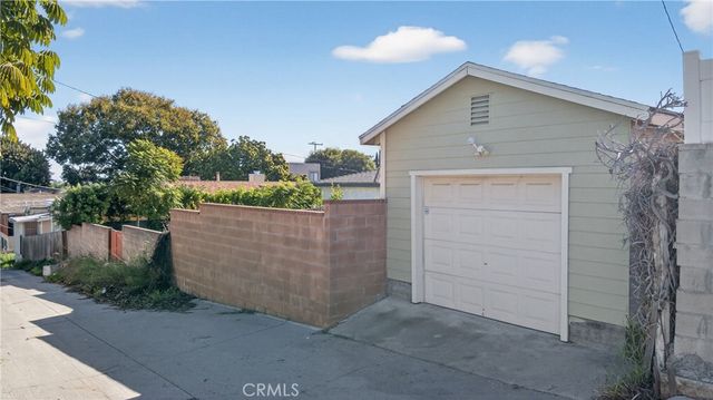 1274 W 3rd Street, San Pedro, CA 90732