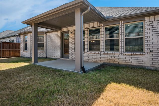3304 Macaw Road, Celina, TX 75009