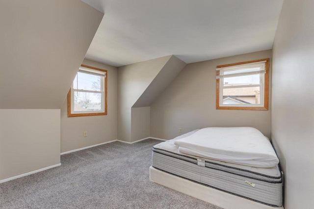 1705 Blackhawk Trail, Waukesha, WI 53186