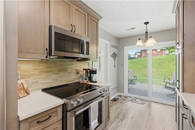 132 Sedeca Dr, North Strabane, PA 15317
