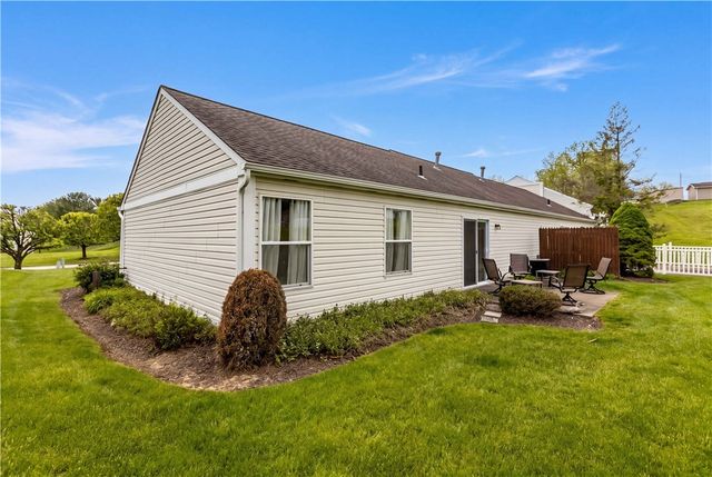 132 Sedeca Dr, North Strabane, PA 15317