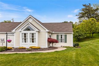 132 Sedeca Dr, North Strabane, PA 15317