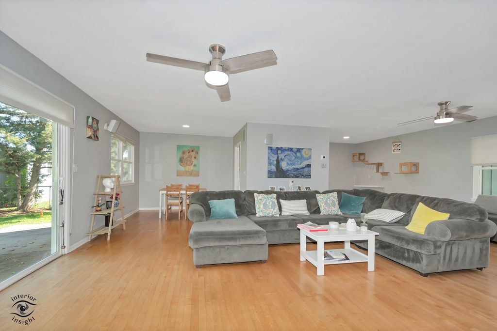1317 Cumberland Circle, Elk Grove Village, IL 60007 — photo 5