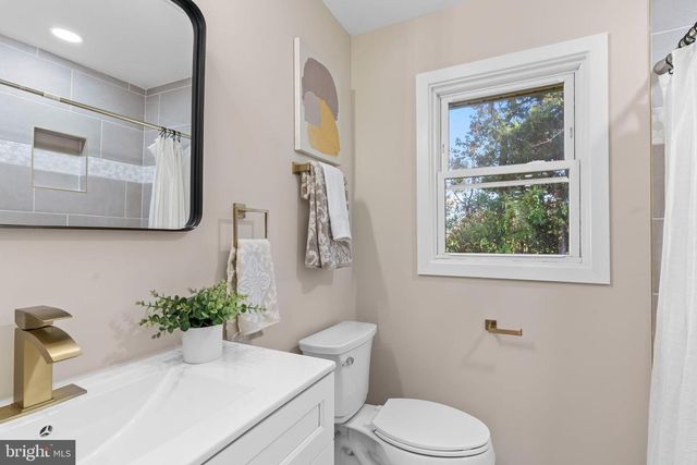 719 MANNING RD E, Accokeek, MD 20607