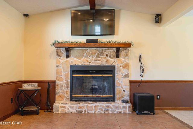 585 Lagoon Oaks Drive, Panama City, FL 32408