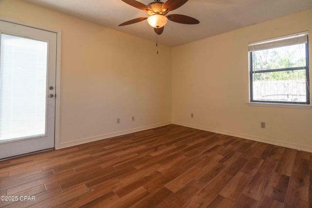 585 Lagoon Oaks Drive, Panama City, FL 32408