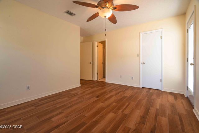 585 Lagoon Oaks Drive, Panama City, FL 32408