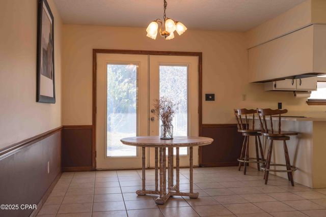 585 Lagoon Oaks Drive, Panama City, FL 32408