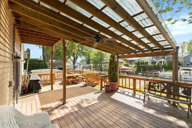 37881 Sunnybrook Street, Harrison Twp, MI 48045