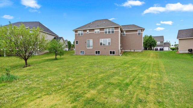 15365 Eagle Creek Way, Apple Valley, MN 55124